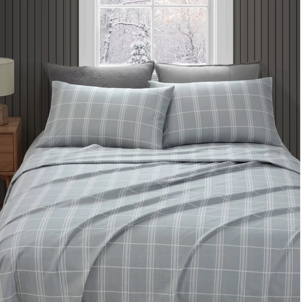 𝐁𝐑𝐀𝐍𝐃 𝐍𝐄𝐖 crazy soft Koolaburra by UGG Gray Checkered Twin Bedding Sheets